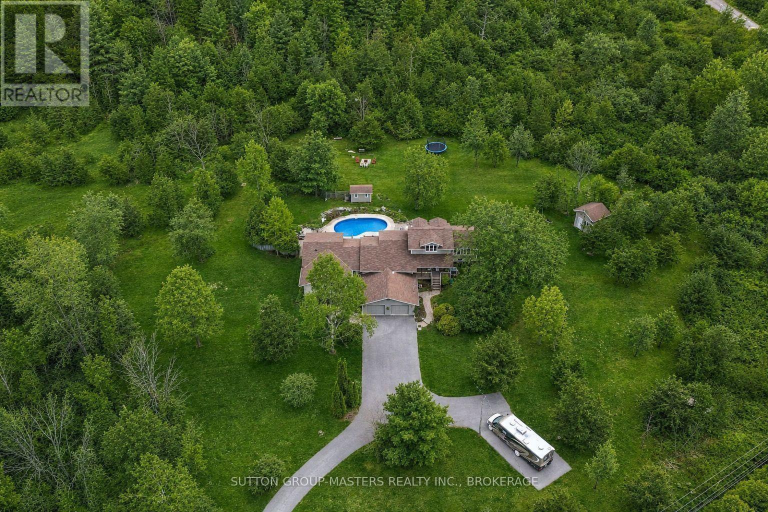 466 Colebrook Road Property Photo 4