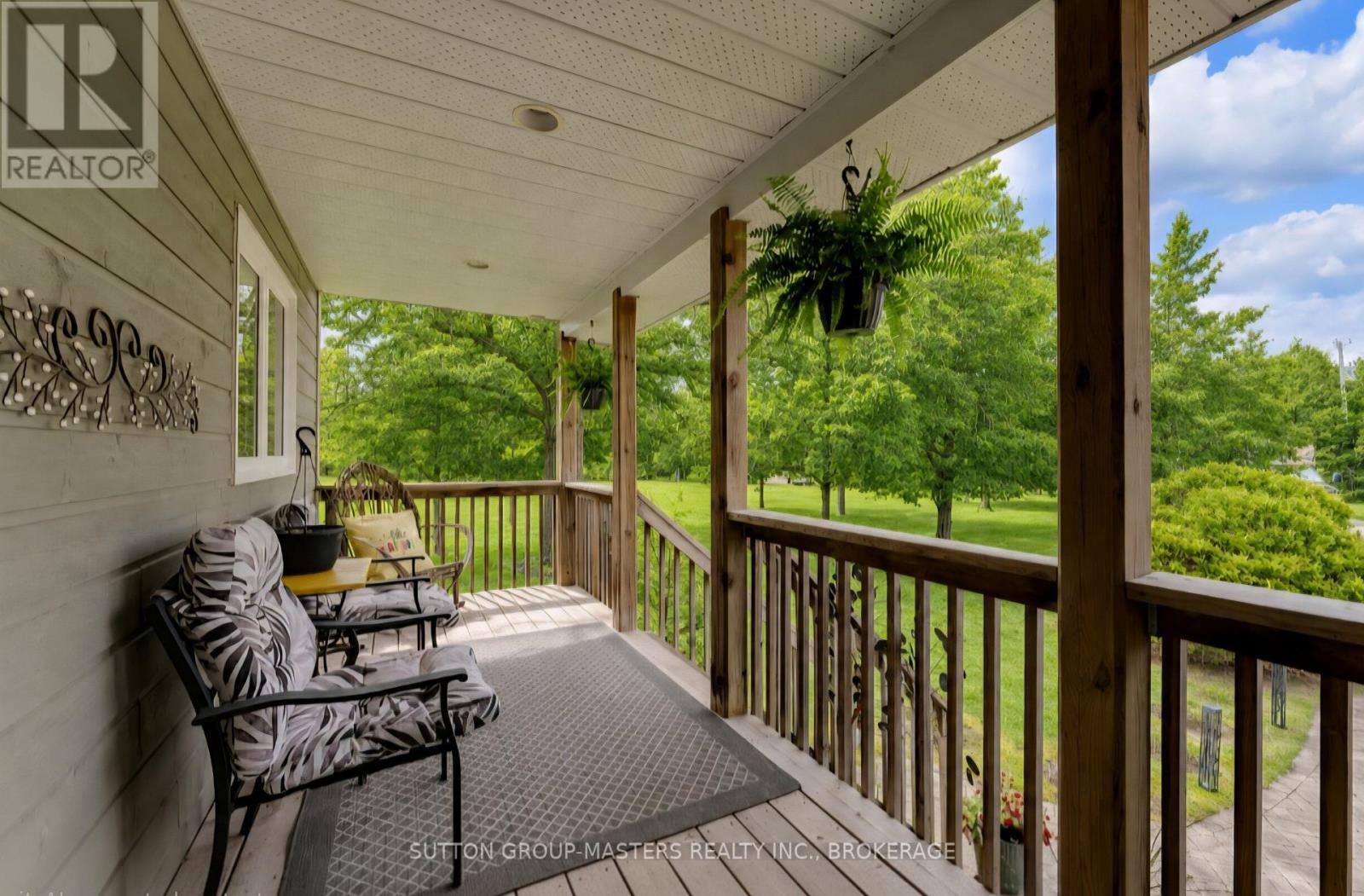 466 Colebrook Road Property Photo 6