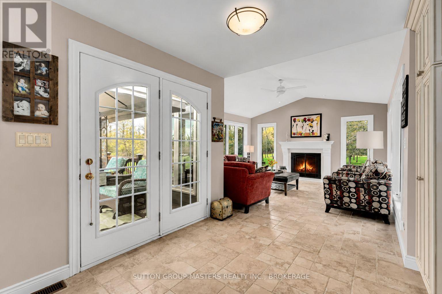 466 Colebrook Road Property Photo 11
