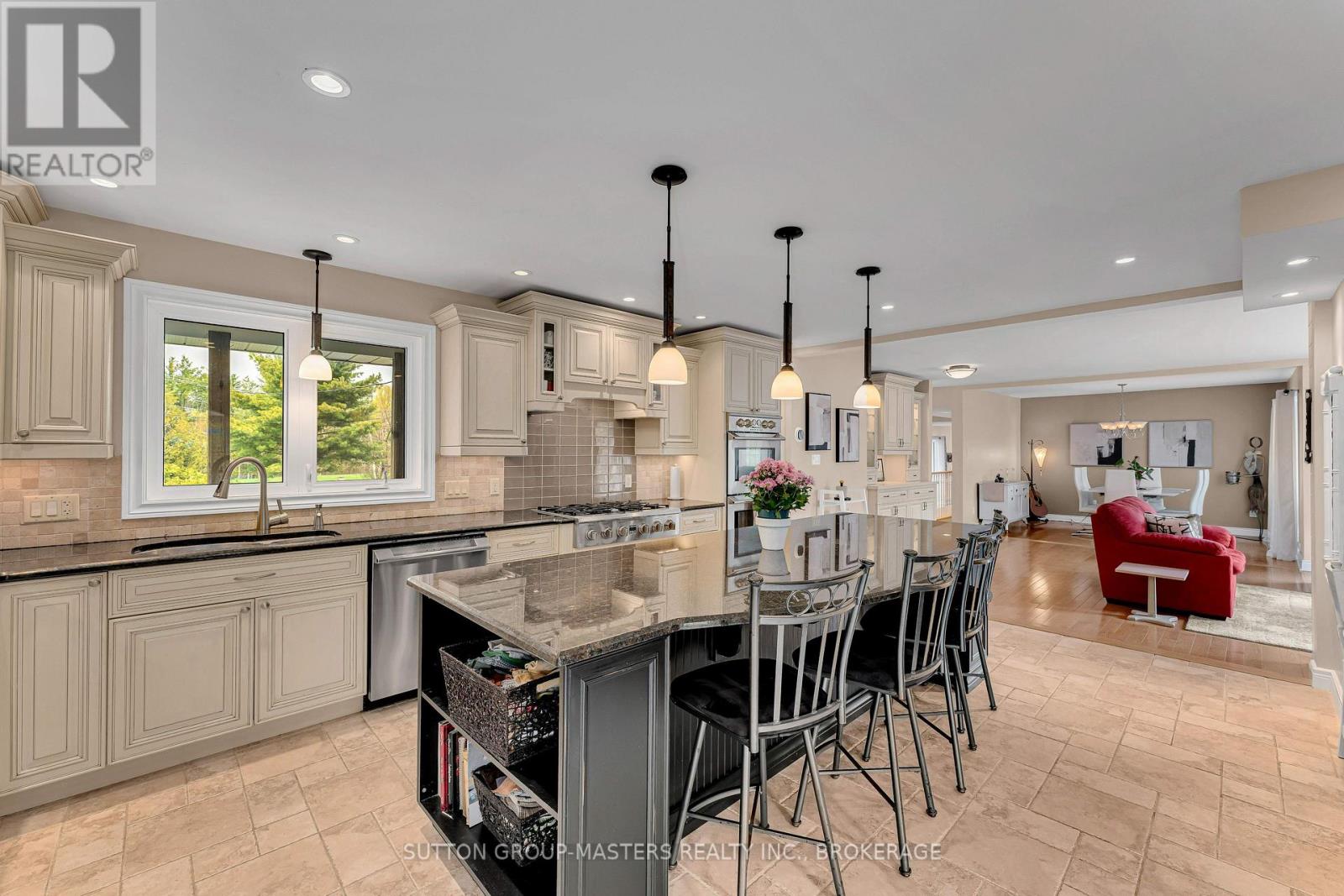 466 Colebrook Road Property Photo 15