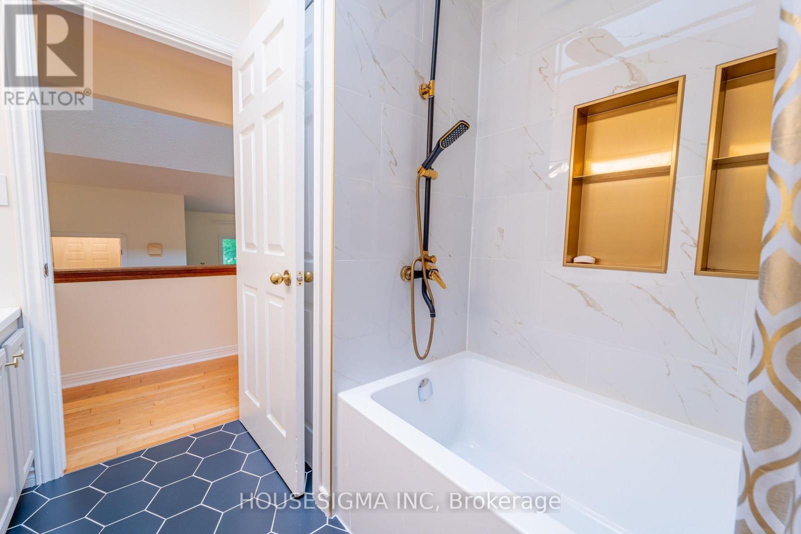 1437 Huntmar Drive Property Photo 31