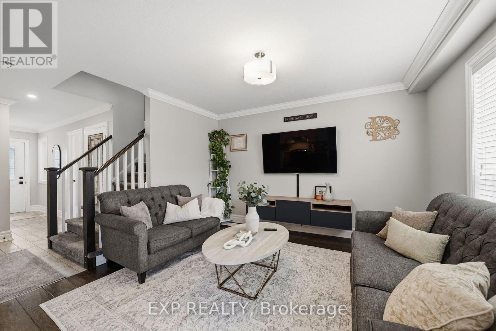 2700 Foxbend Link Property Photo 4