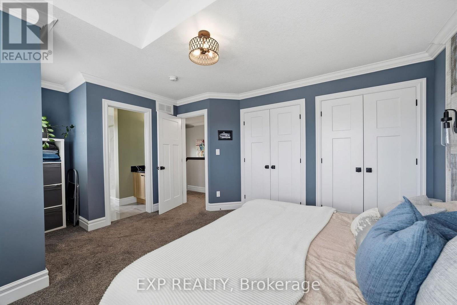2700 Foxbend Link Property Photo 13