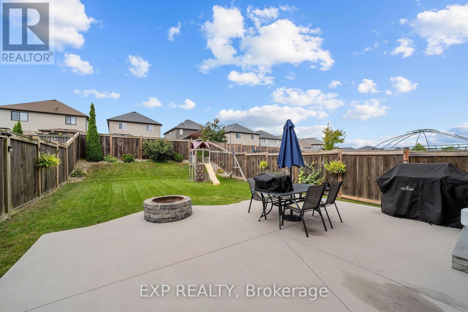 2700 Foxbend Link Property Photo 24
