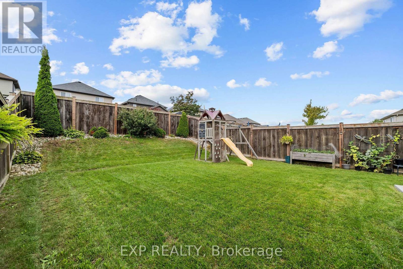 2700 Foxbend Link Property Photo 28