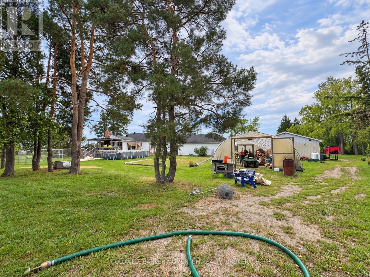 935 Twenty Road Property Photo 27