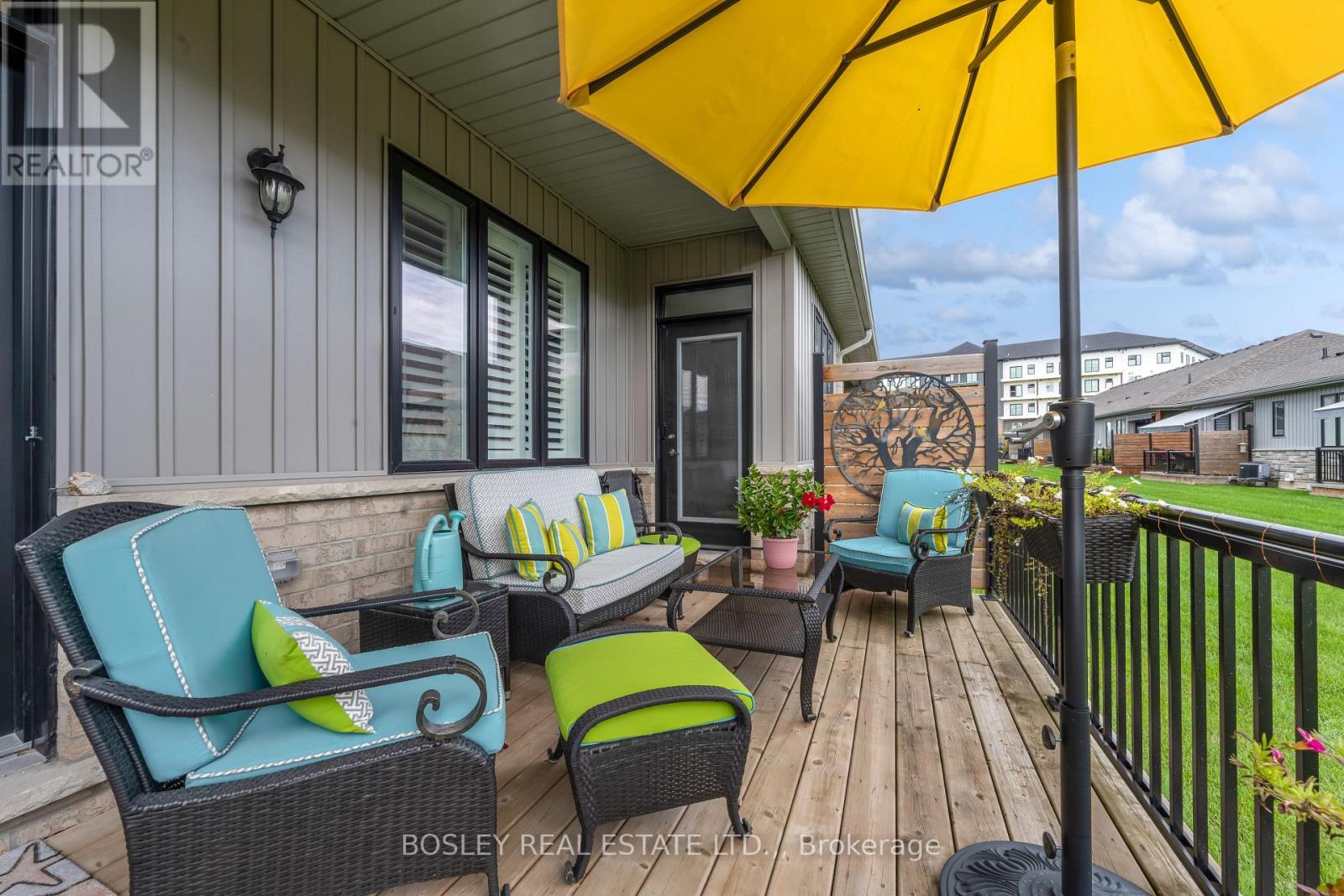 34 Borden Trail Property Photo 4