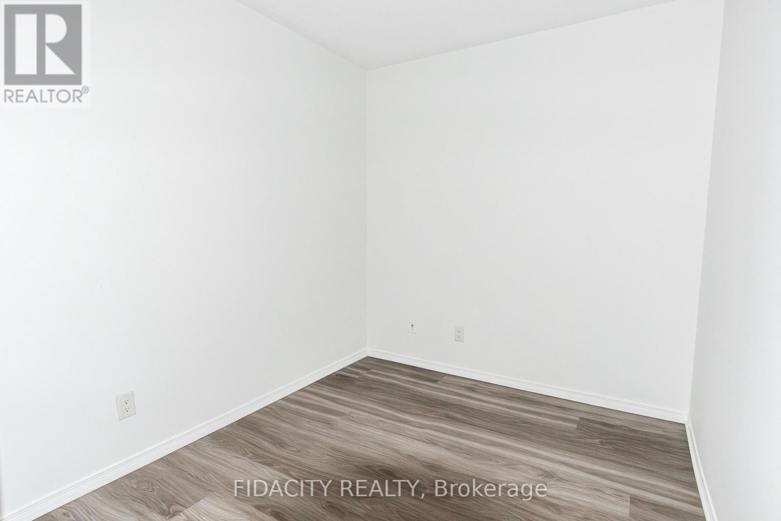 2a - 310 Central Park Drive Property Photo 7