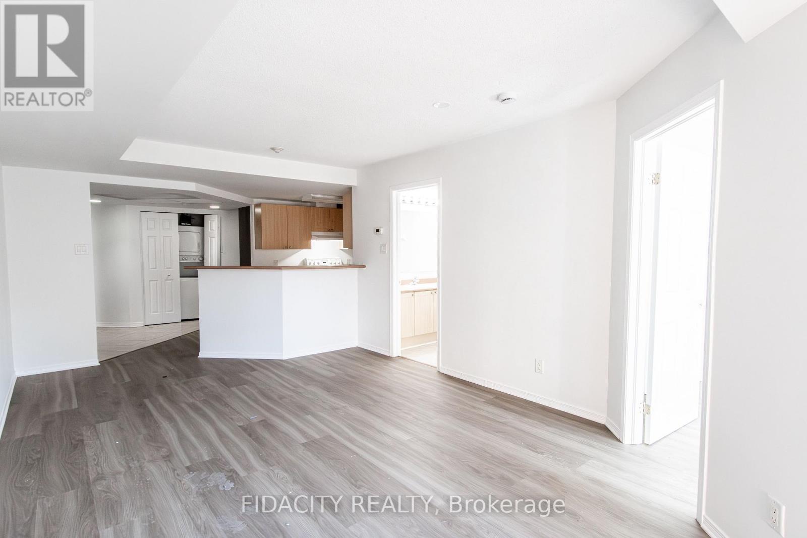 2a - 310 Central Park Drive Property Photo 8
