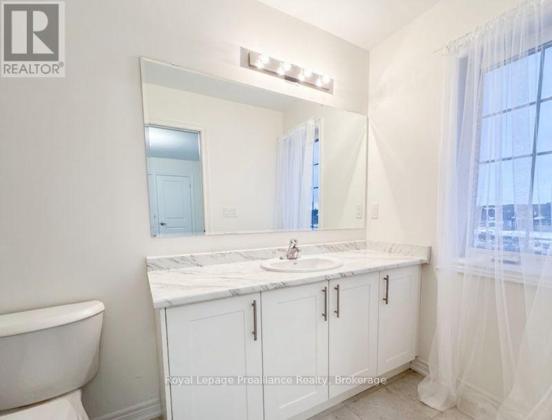 6 Larissa Park Drive Property Photo 9