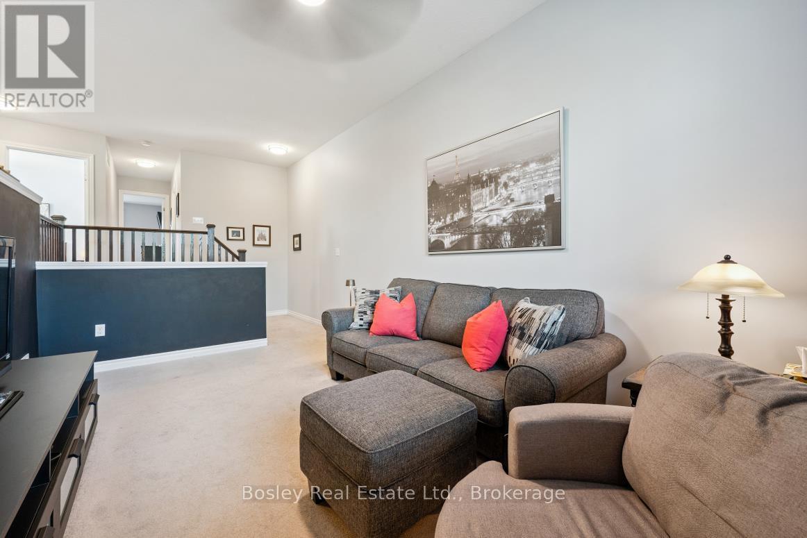 64 Couling Crescent Property Photo 23