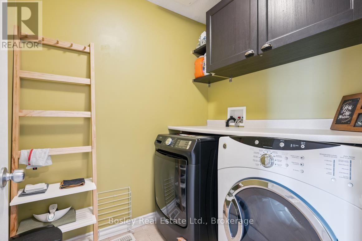 64 Couling Crescent Property Photo 30