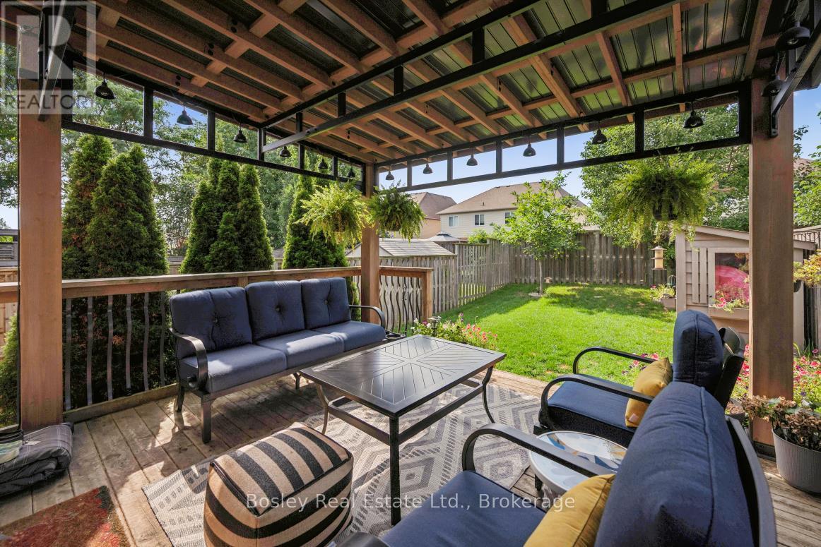64 Couling Crescent Property Photo 35