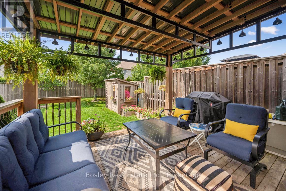 64 Couling Crescent Property Photo 36