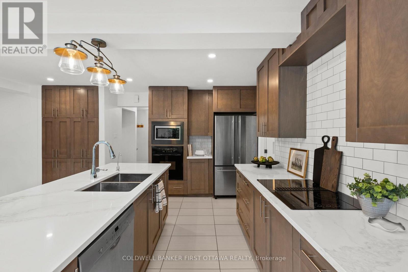 1365 Baden Avenue Property Photo 10