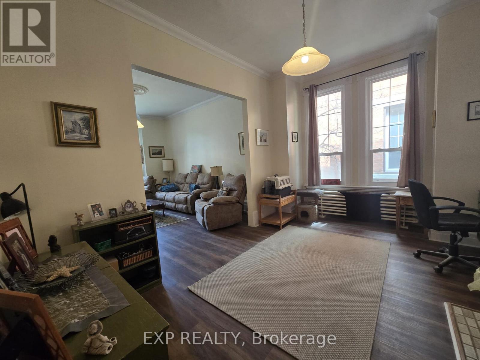 356 Gilmour Street Property Photo 5