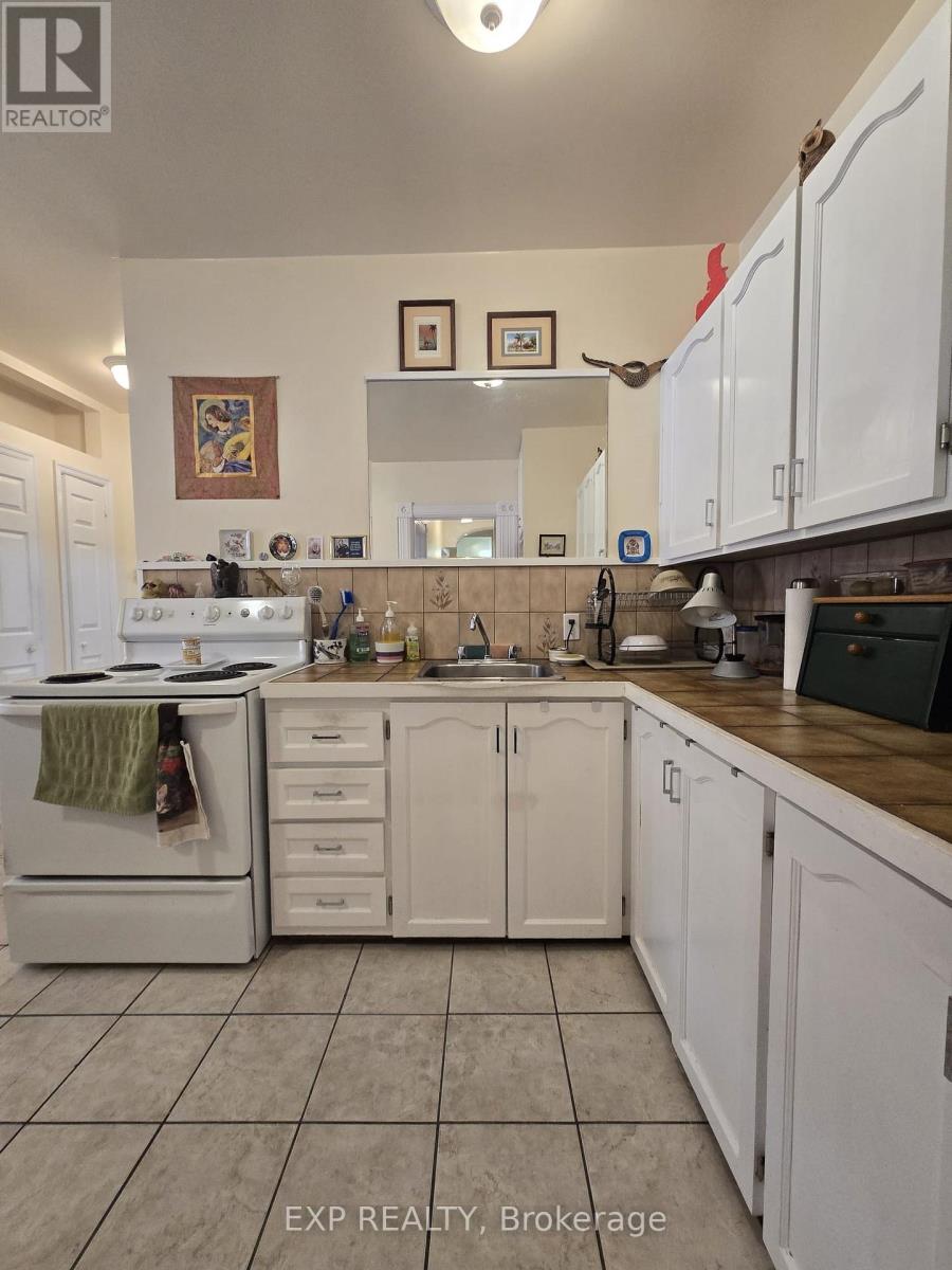 356 Gilmour Street Property Photo 12