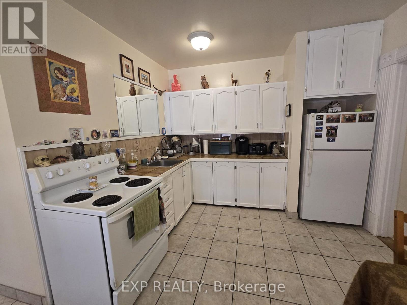 356 Gilmour Street Property Photo 13