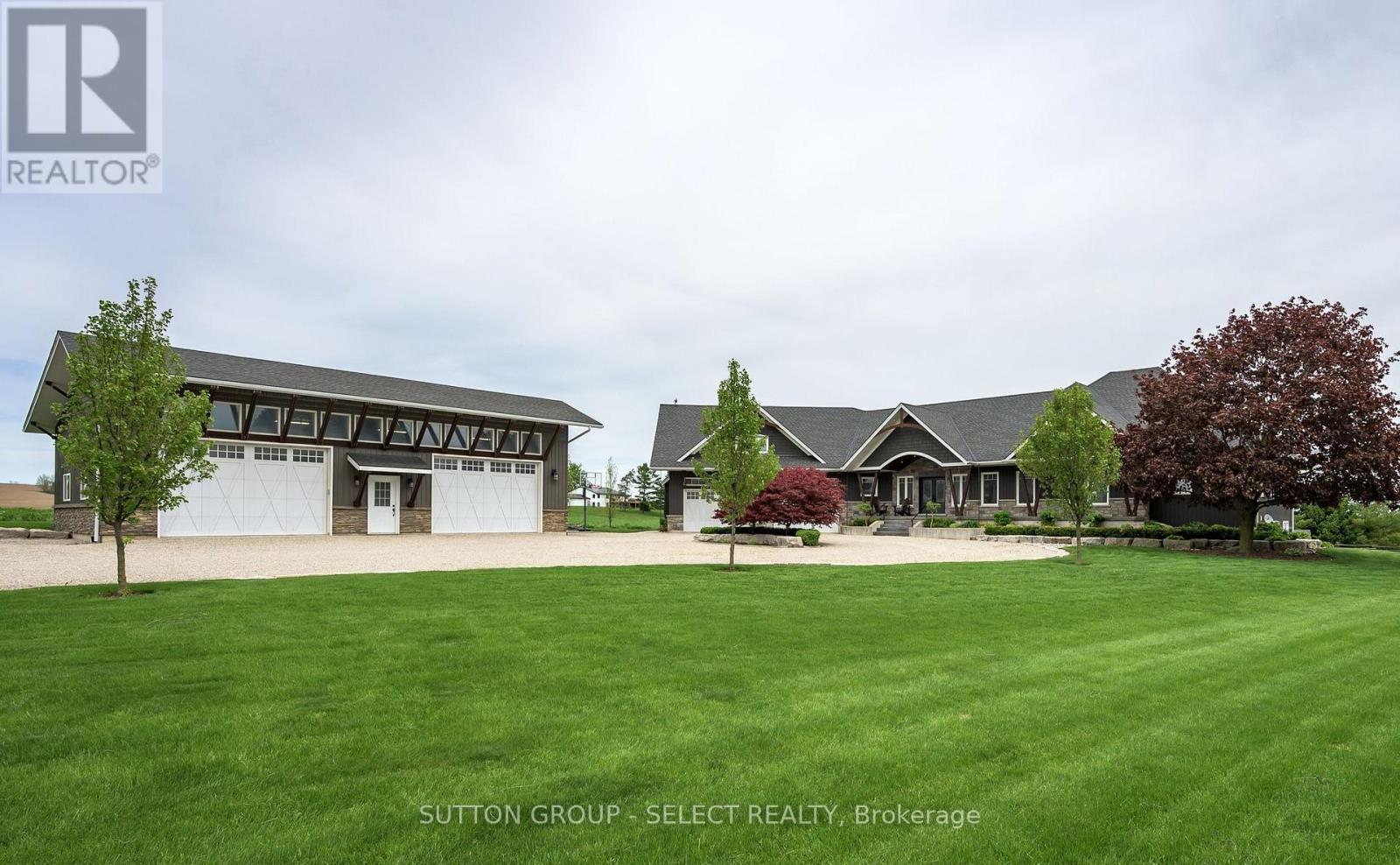 404417 UNION ROAD Property Photo 1