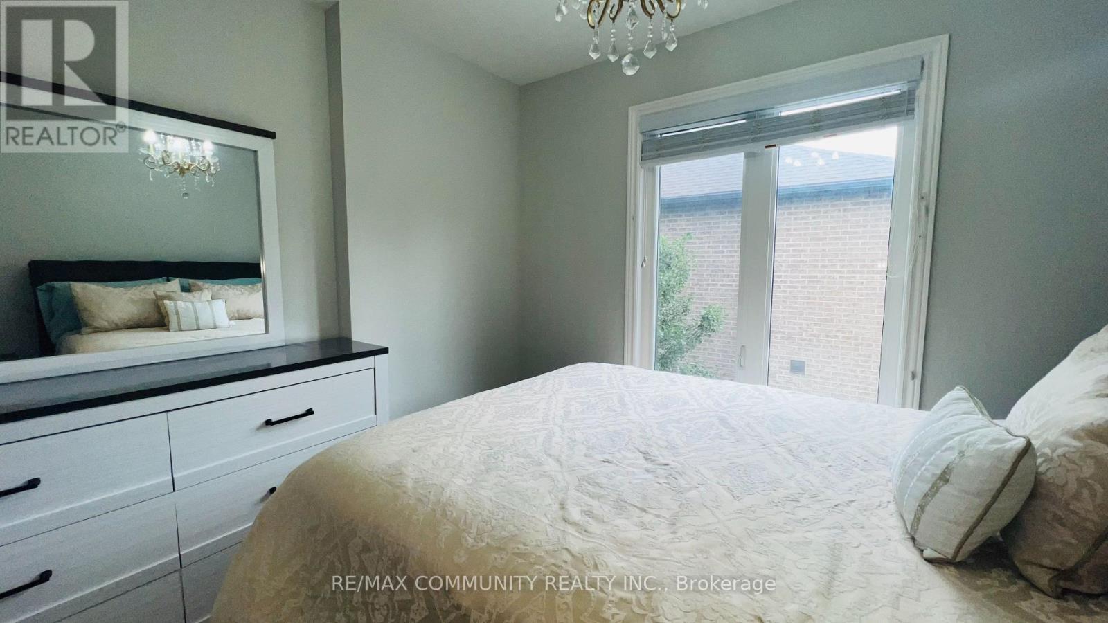 50 - 7768 Ascot Circle Property Photo 12