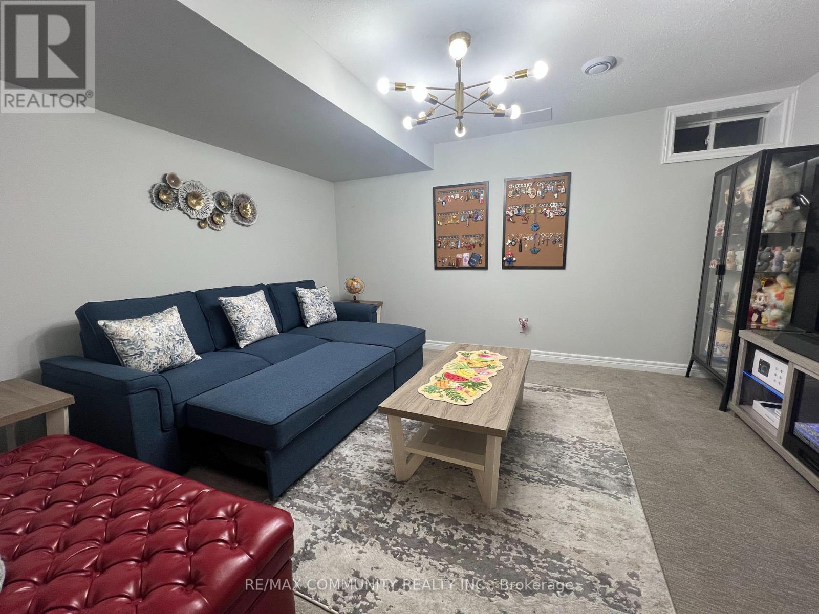 50 - 7768 Ascot Circle Property Photo 13