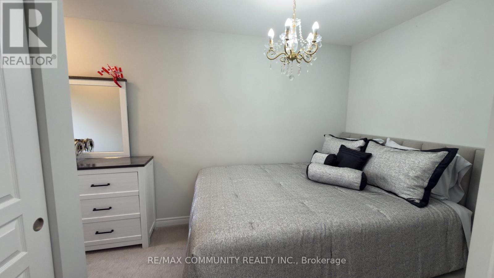 50 - 7768 Ascot Circle Property Photo 17
