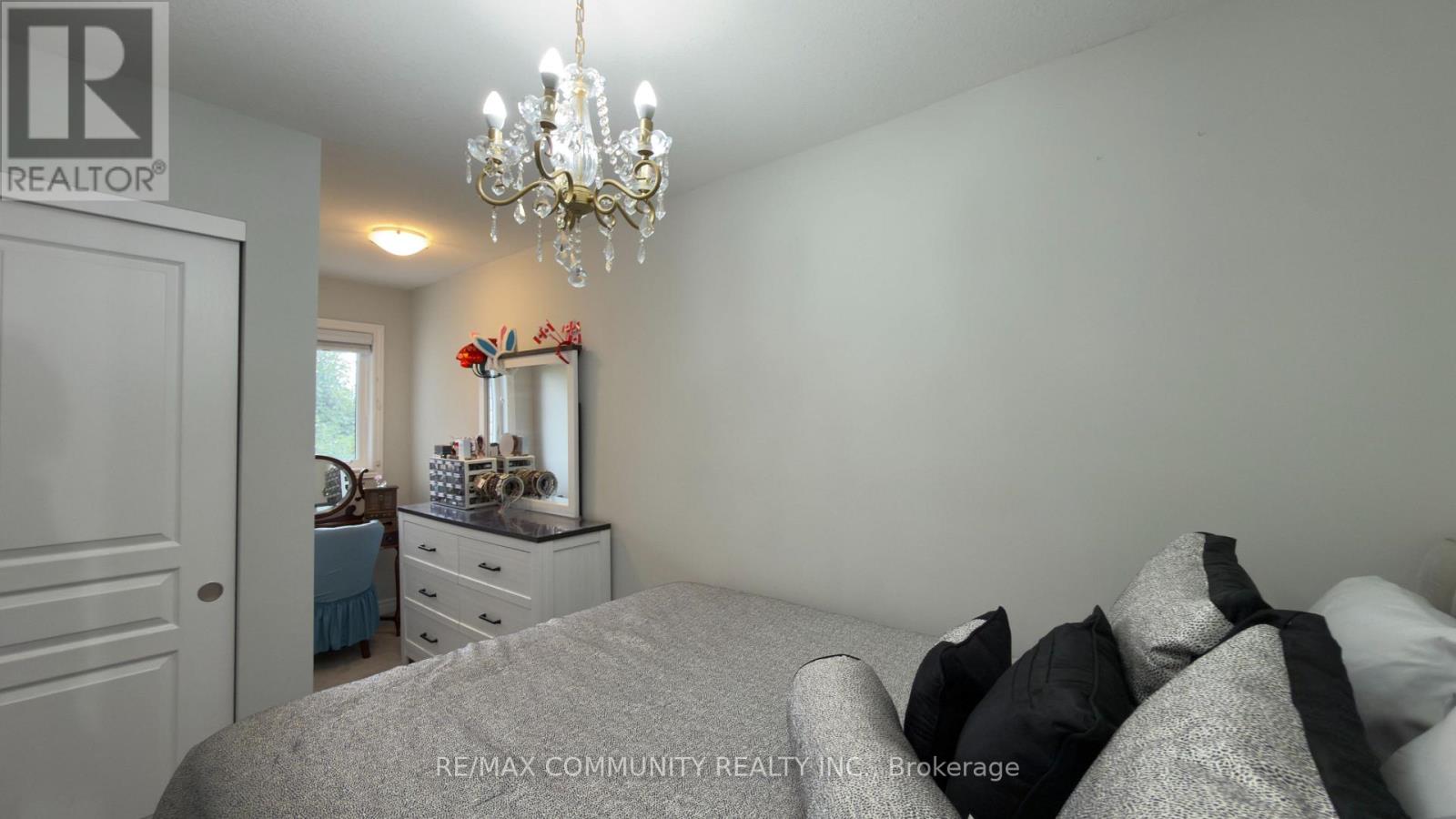 50 - 7768 Ascot Circle Property Photo 18