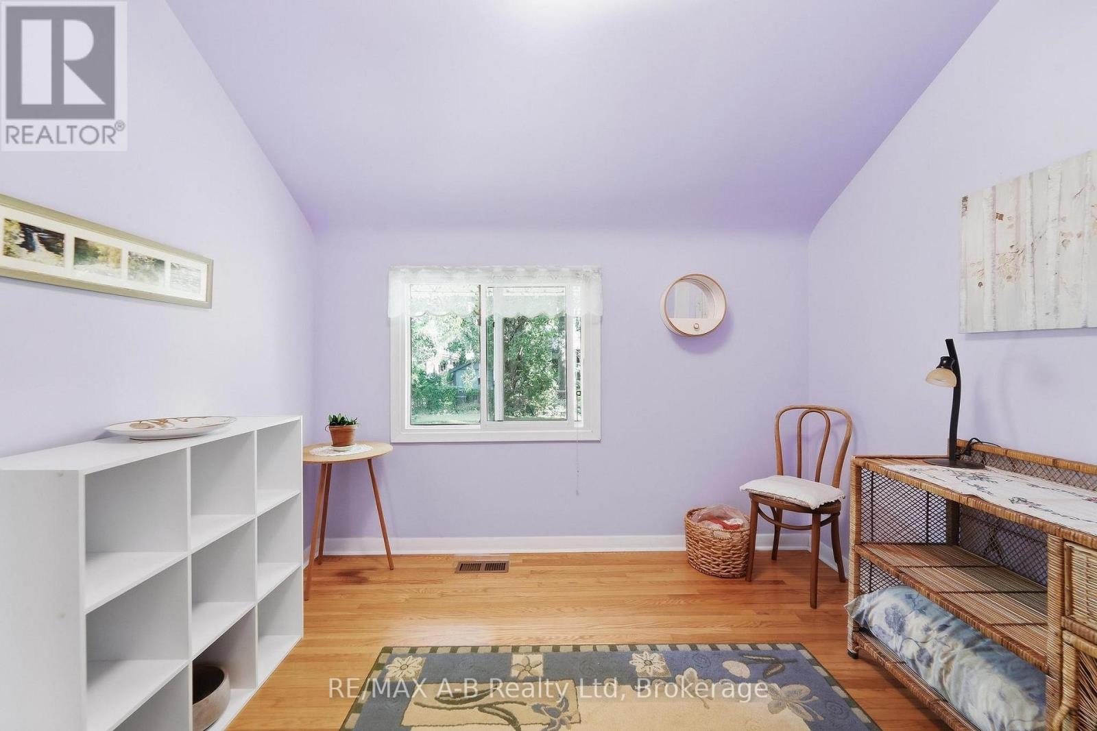 164 Redford Crescent Property Photo 14