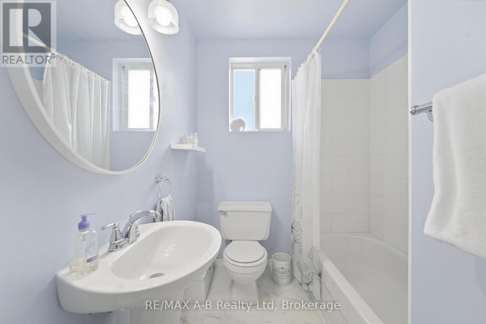 164 Redford Crescent Property Photo 16