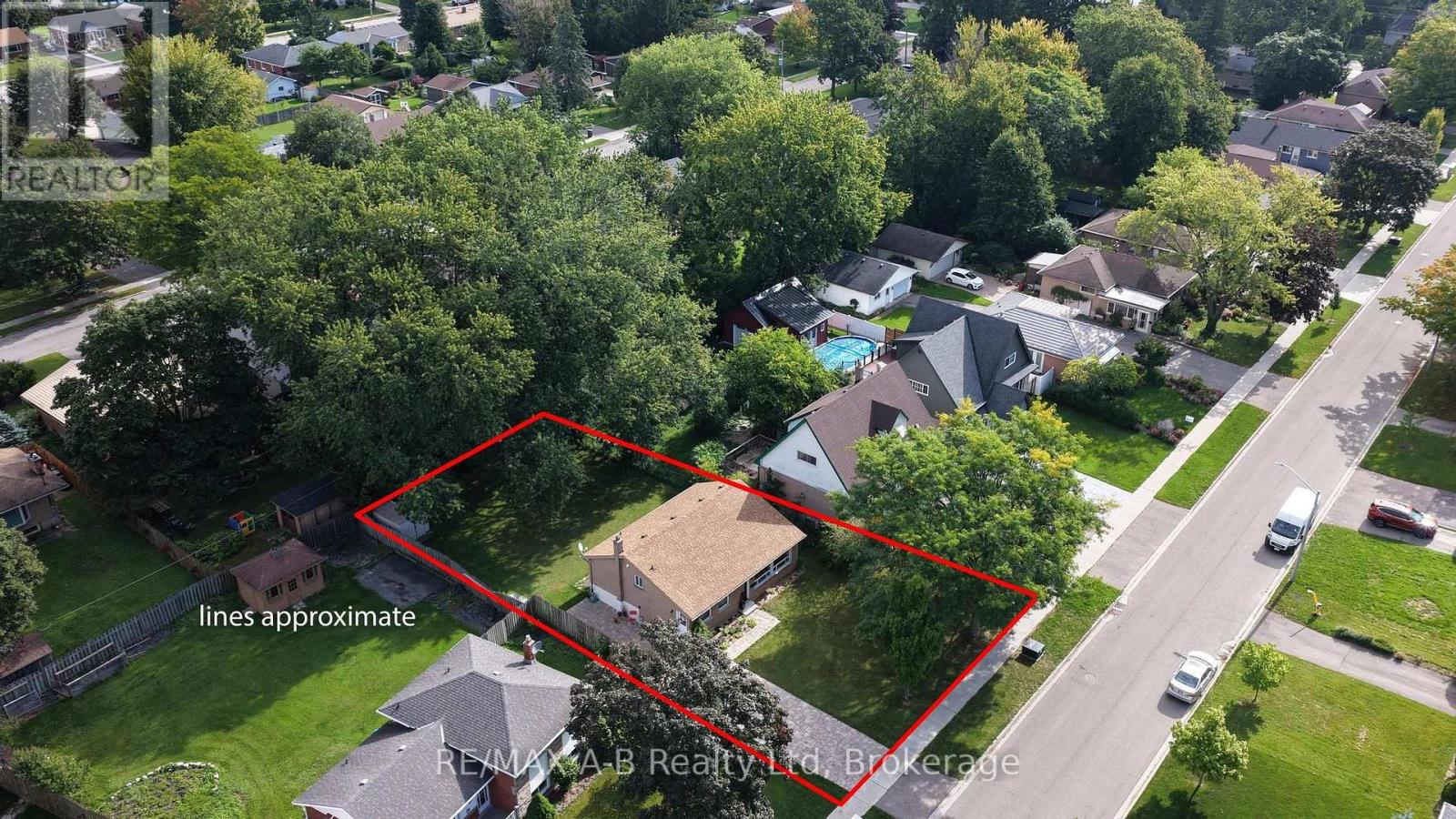 164 Redford Crescent Property Photo 23