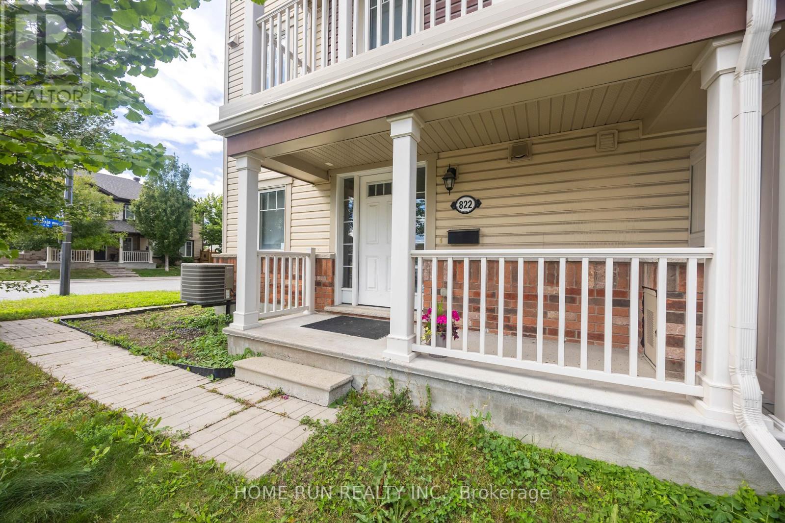 822 Maloja Way Property Photo 3
