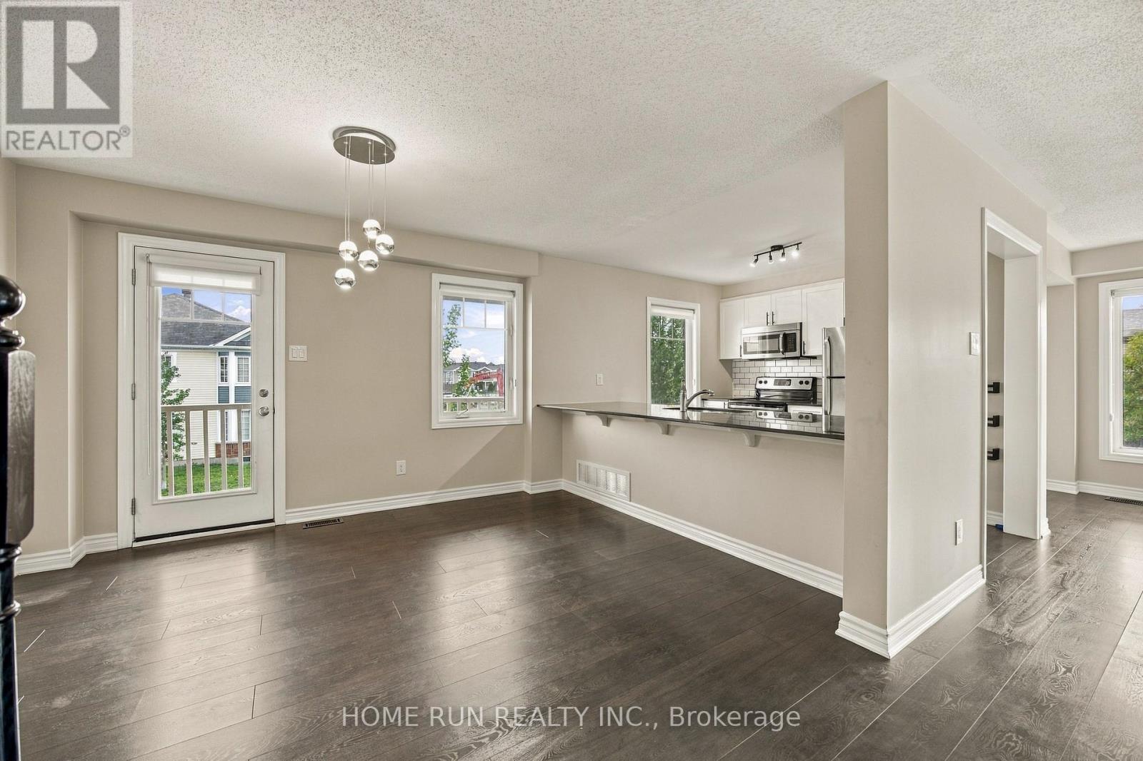 822 Maloja Way Property Photo 11