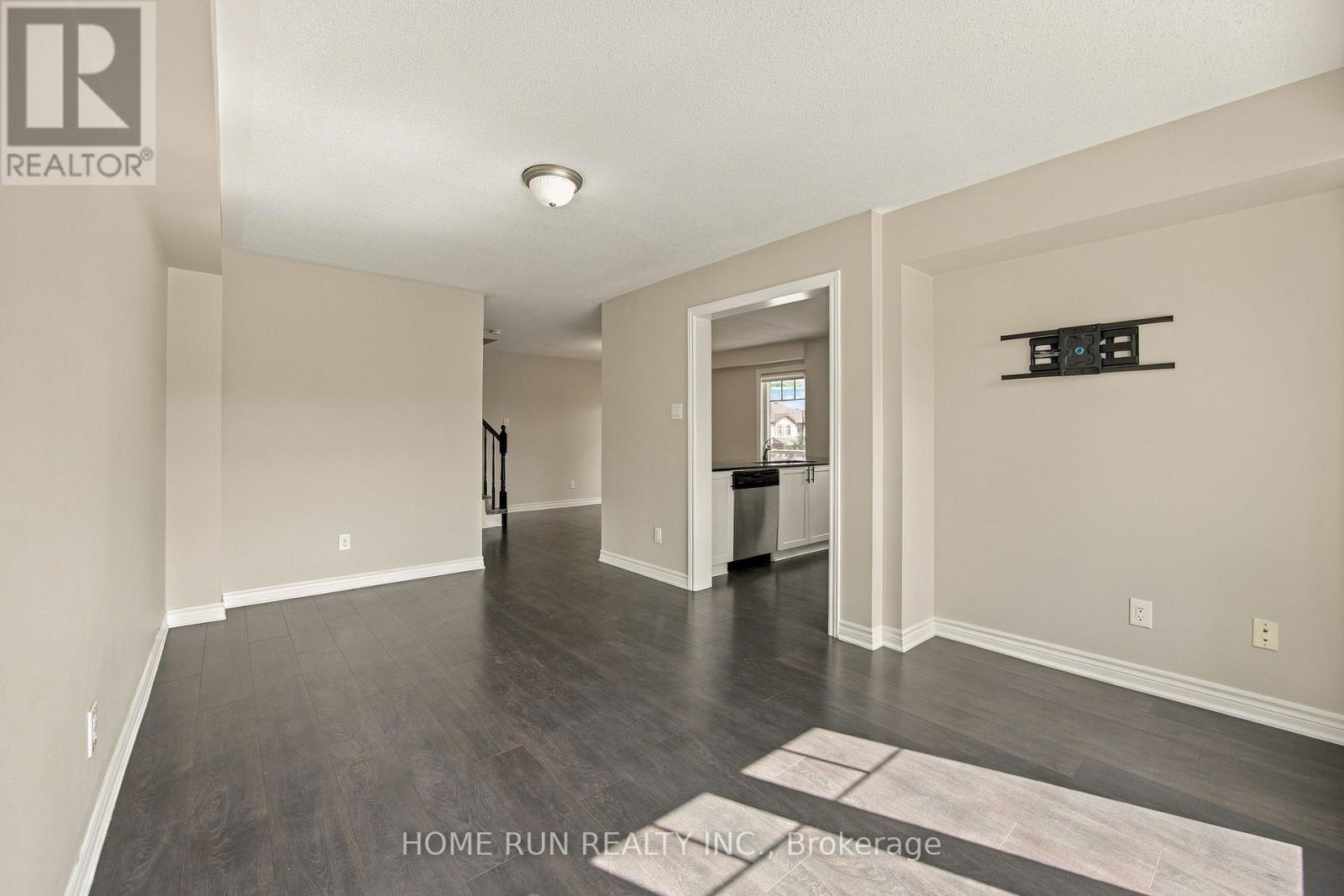 822 Maloja Way Property Photo 17