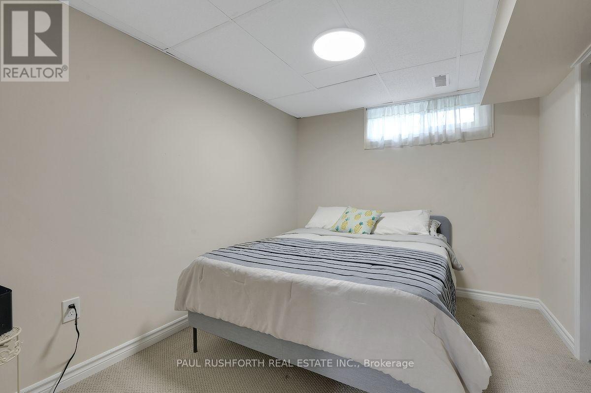 34 Brenda Crescent Property Photo 33