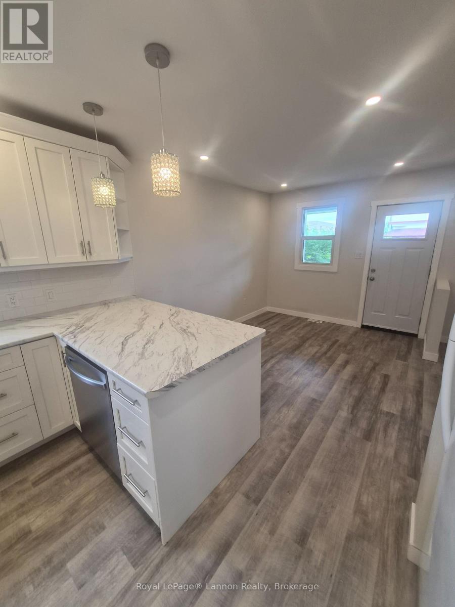 500 Wiley Street Property Photo 8