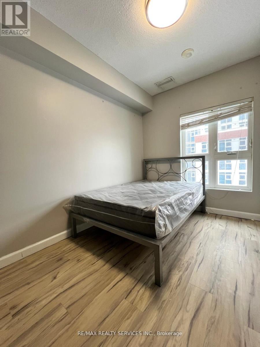 1617 - 258a Sunview Street Property Photo 5