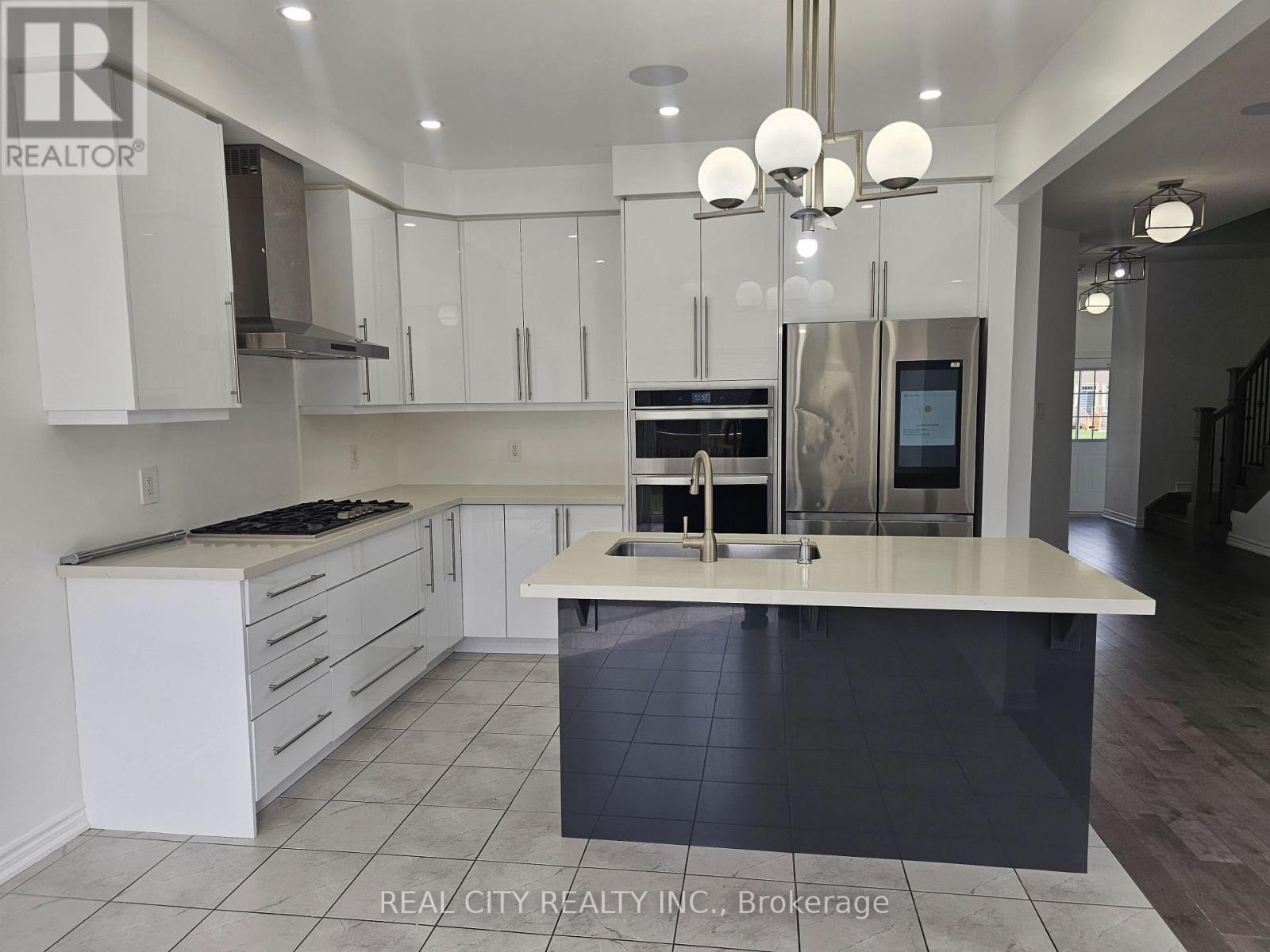 25 Whitton Drive Property Photo 14