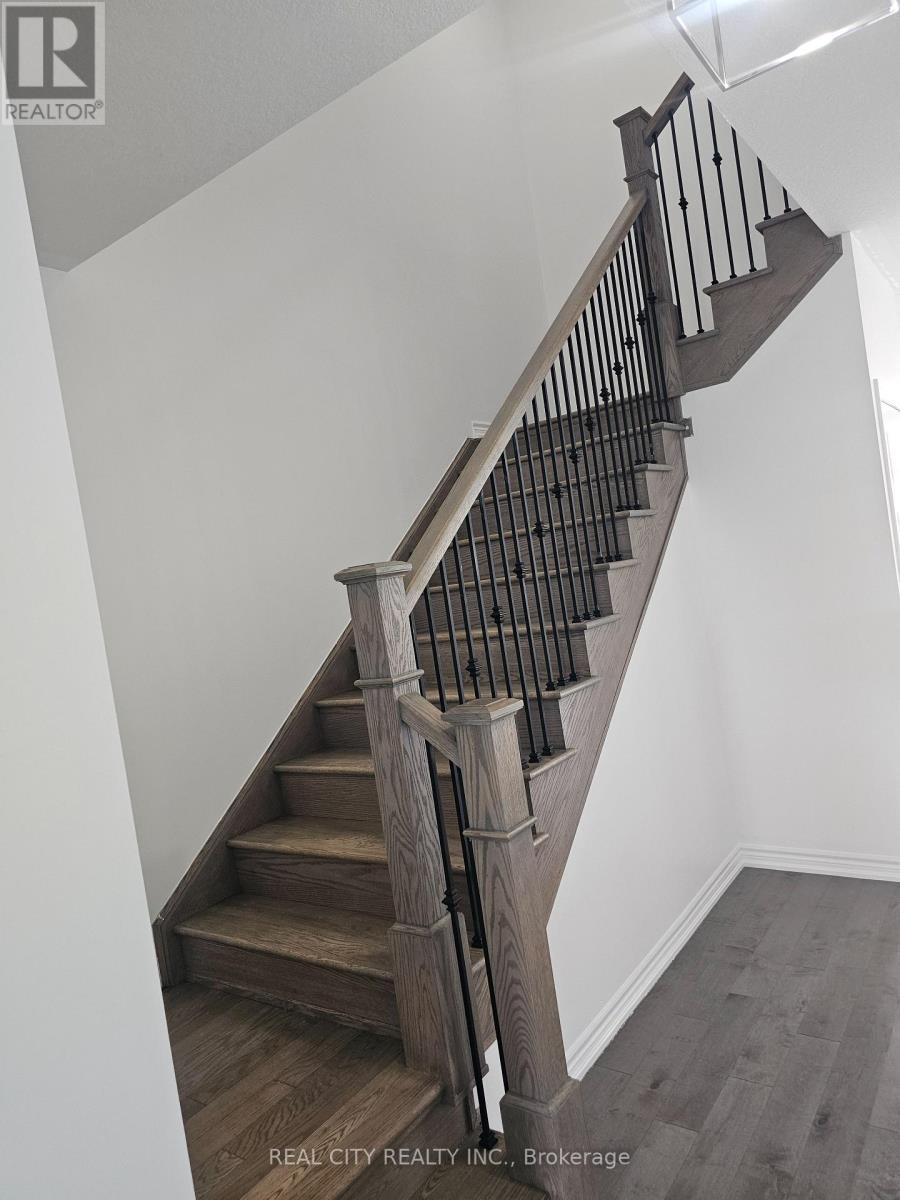 25 Whitton Drive Property Photo 18
