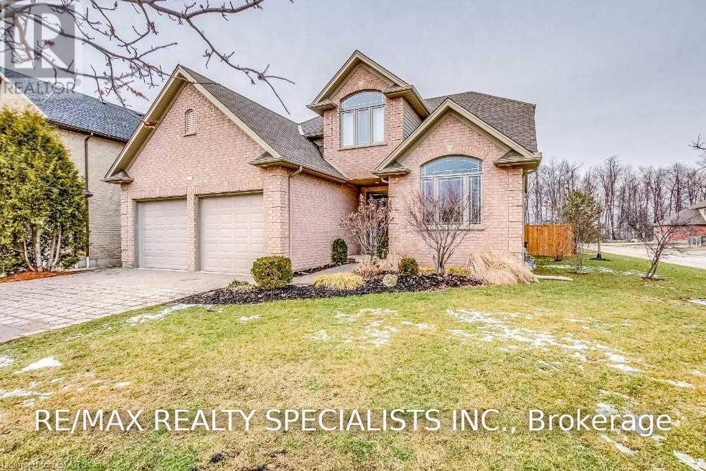 404 SOUTH CARRIAGE WAY