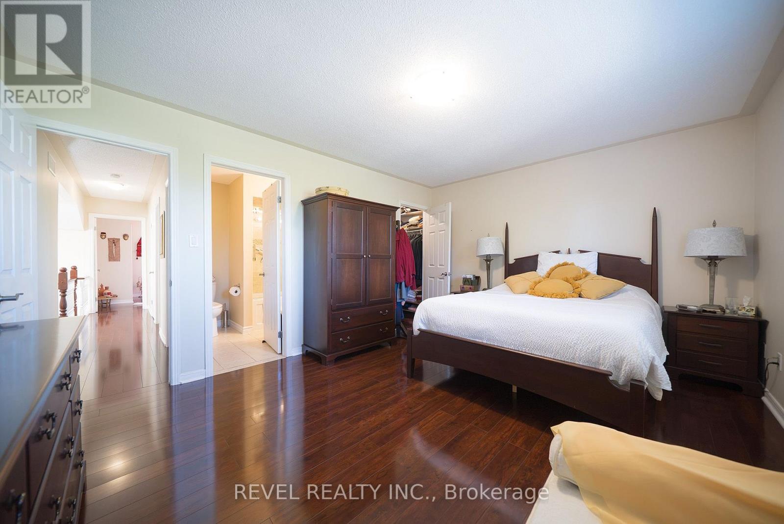15 Fox Run Property Photo 15