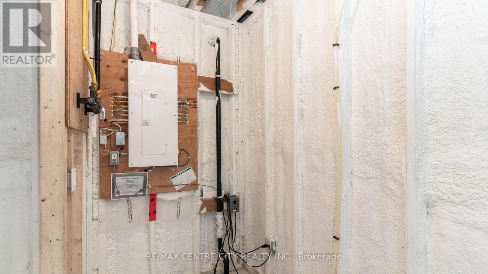 B - 137 Harvest Lane Property Photo 28