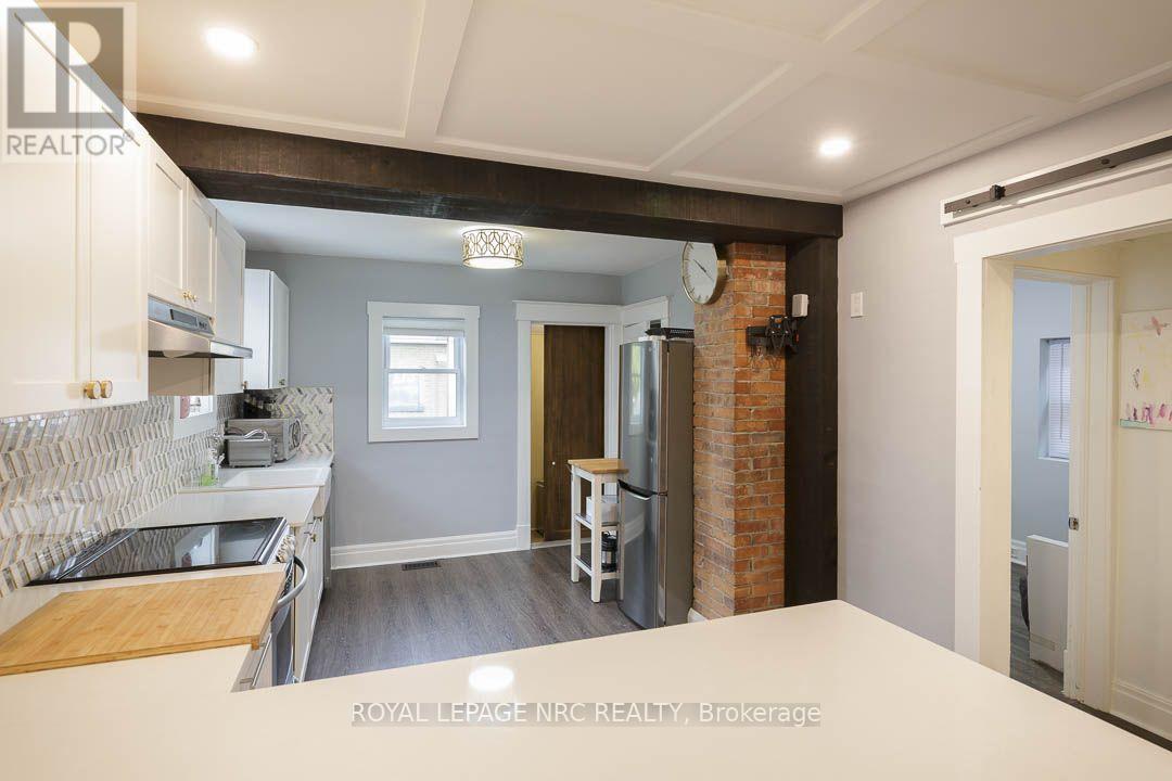 241 VINE STREET Property Photo 1