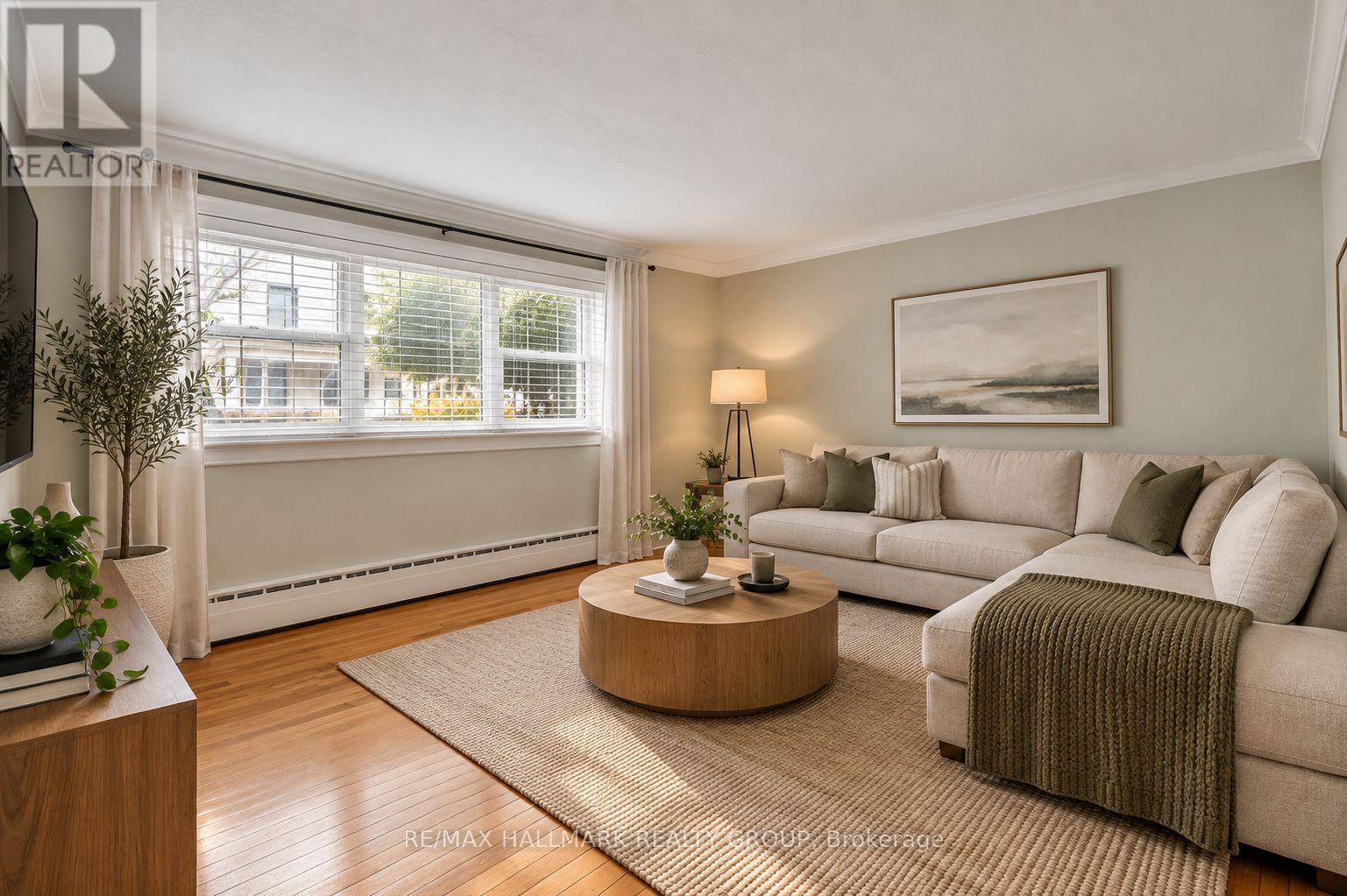 55 Ivy Crescent Property Photo 4