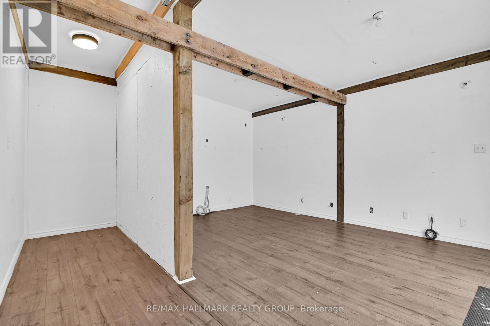 55 Ivy Crescent Property Photo 44