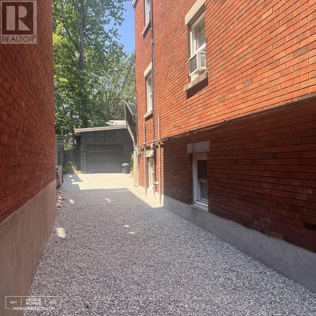 55 Ivy Crescent Property Photo 49