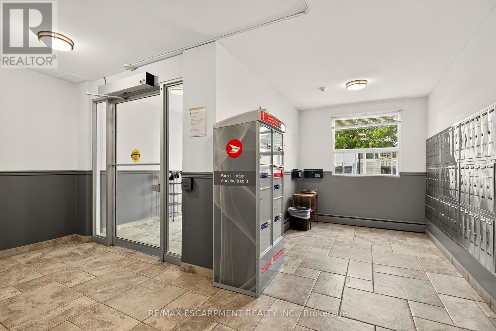 508 - 793 Colborne Street E Property Photo 2