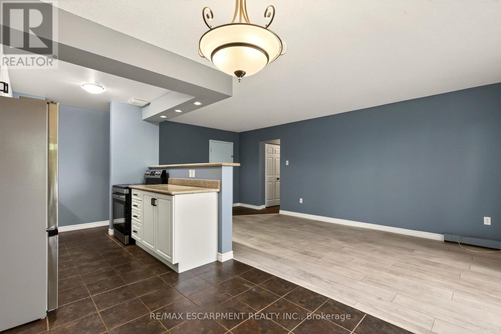 508 - 793 Colborne Street E Property Photo 9