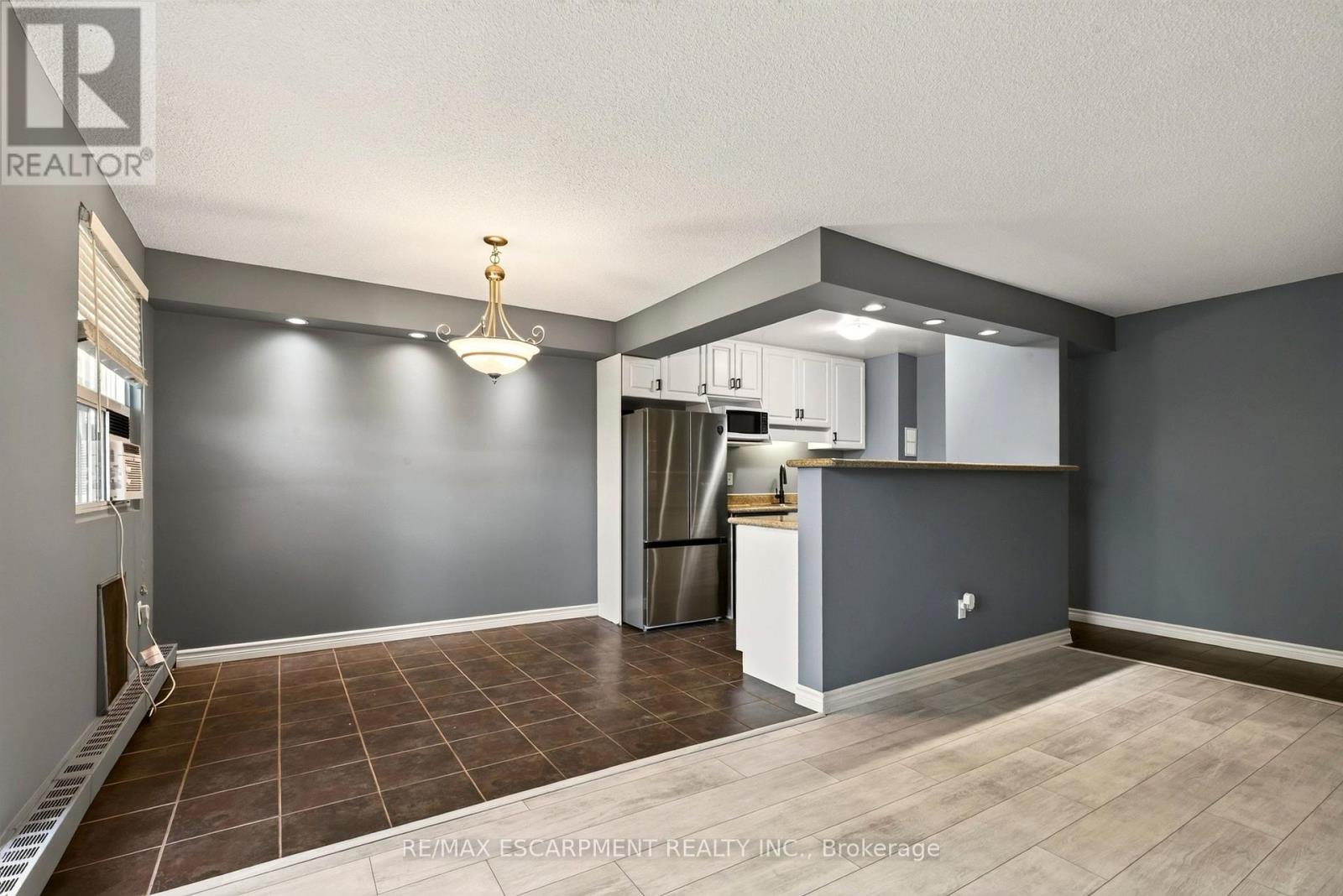 508 - 793 Colborne Street E Property Photo 13
