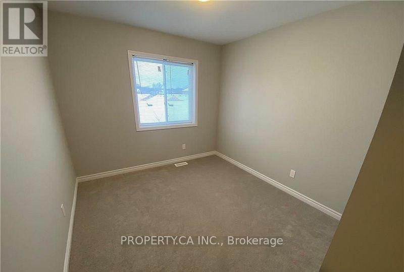 154 Broadway Lane Property Photo 6