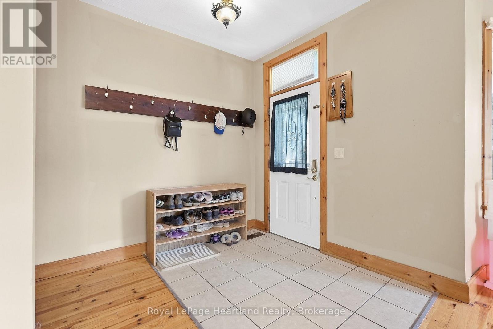 8 Clarke Street S Property Photo 6